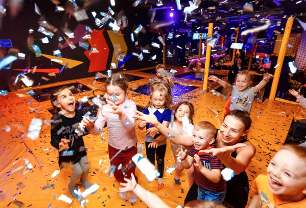 День рождения в батутном парке