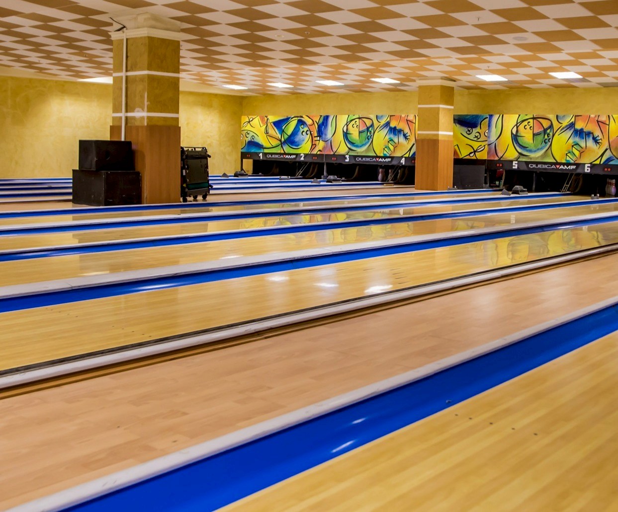 Боулинг в Антее