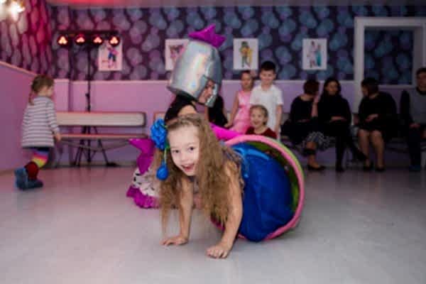 Оранжевая зебра на Уралмаше