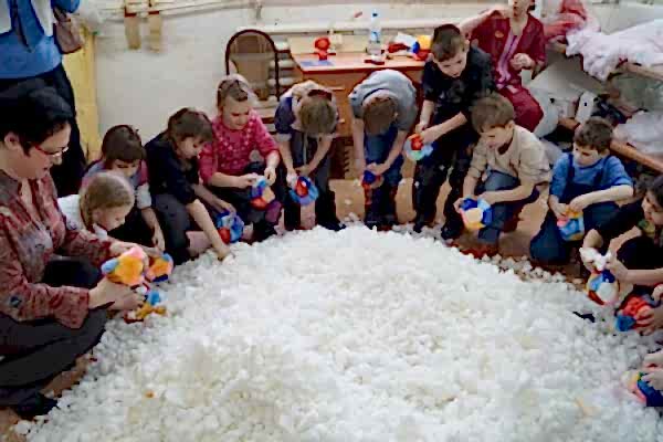 Экскурсия на фабрику игрушек